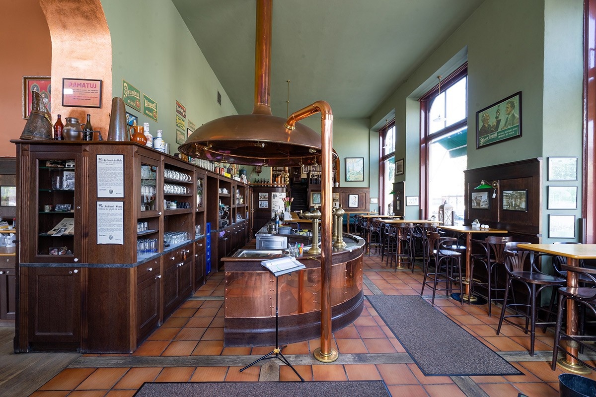 drapal_bar (1).jpg